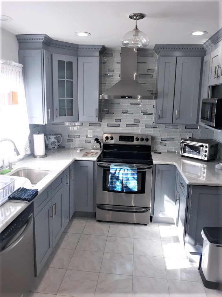 Custom Kitchens & Cabinets - Fully Designed And Manufactured By FINECRAFT.  Call Today 908.463.0105
